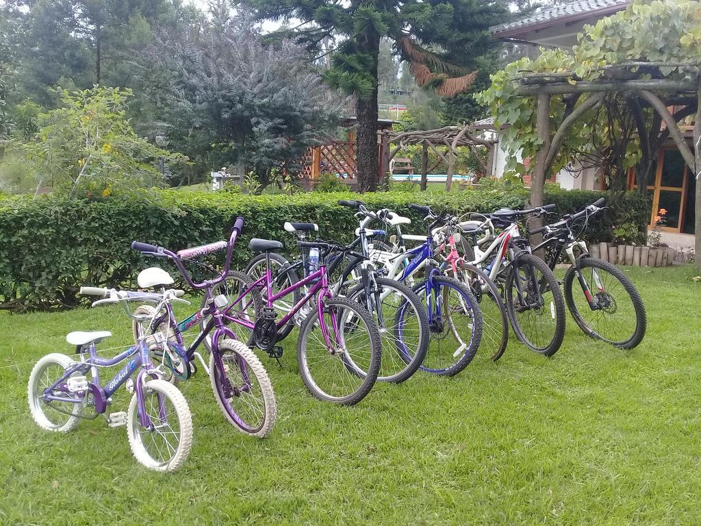 Hosteria Quinta Emilia Кито Екстериор снимка